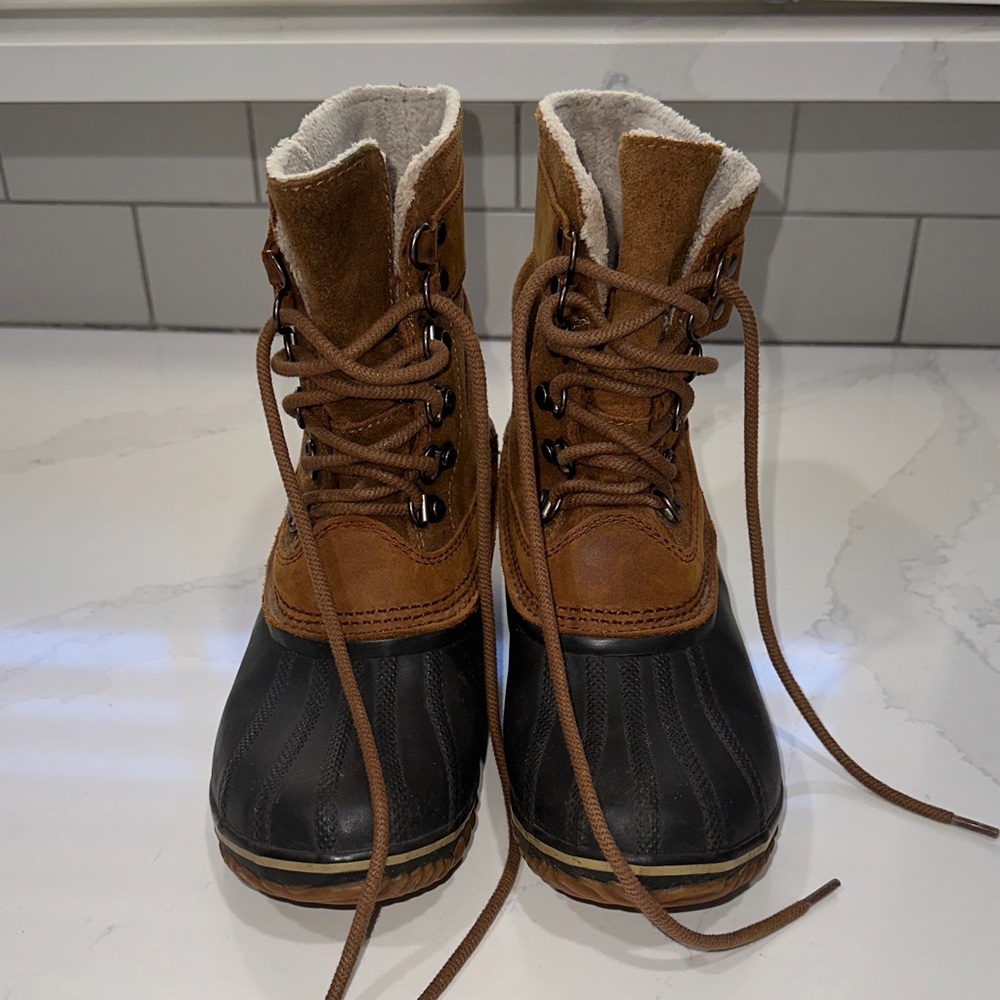 Sorel Brown and Black Winter Boots